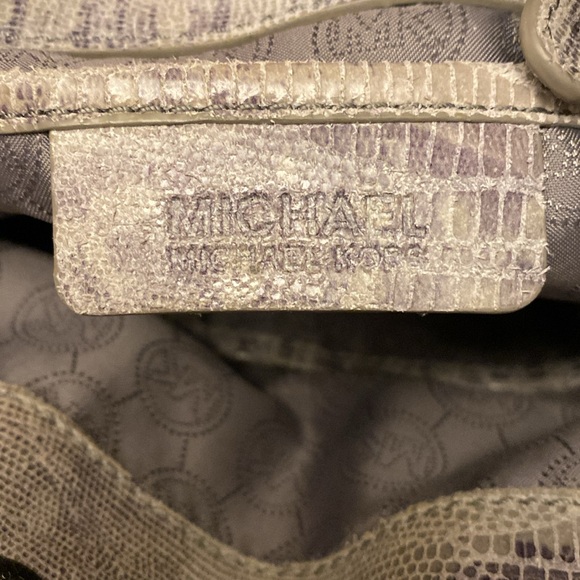 MICHAEL KORS Hamilton Stylish Gray Handbag - Picture 8 of 12